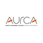 Logo "AURCA" gris, barres orange sur A, texte agence en noir et gris sur fond blanc.