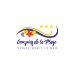 Logo : vagues bleu et jaune, étoiles, fleurs exotiques. Texte bleu et violet " Camping de la Plage ".