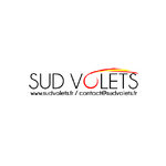 Logo Sud Volets : nom en noir, courbe rouge-jaune, site et email inscrits dessous.